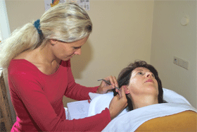 Akupunkt Meridian Massage / Akupunktur (ohne Nadeln)